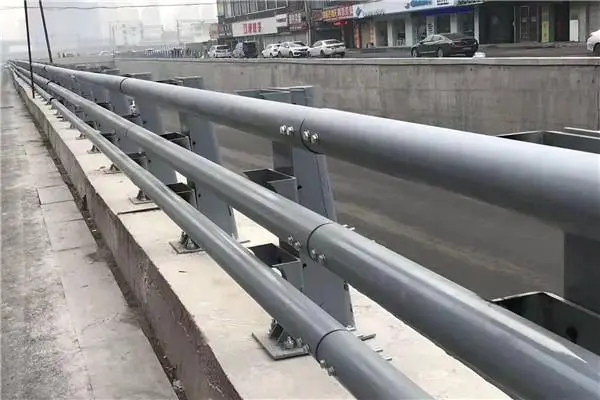 防撞護(hù)欄廠家
