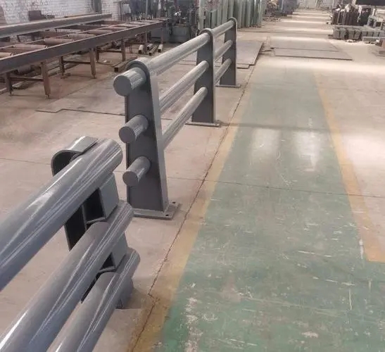 防撞護(hù)欄定制廠家