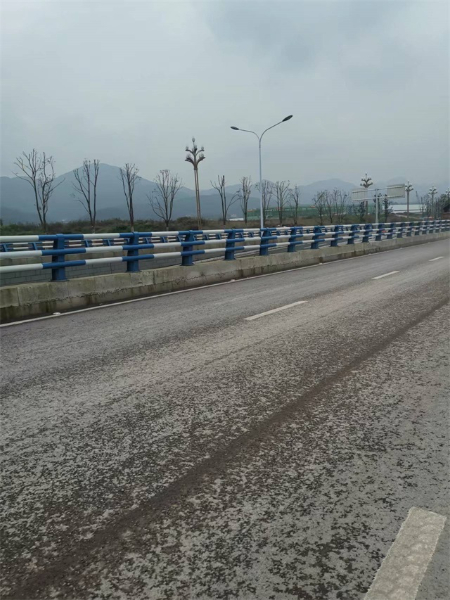 人行道防撞護欄