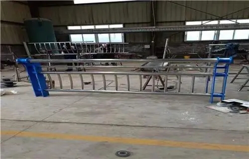 護(hù)欄車間